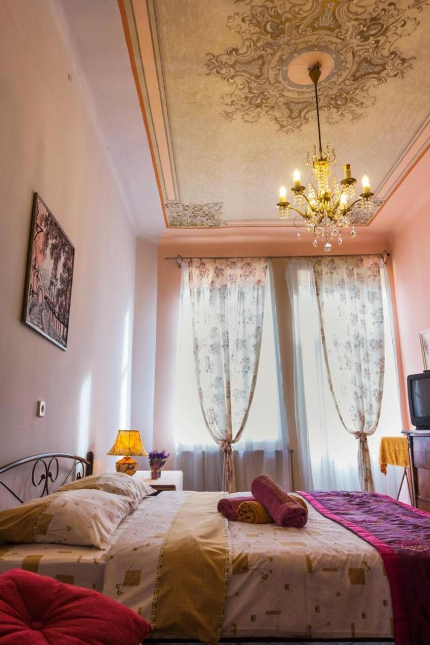 Vintage Apartment 2 Rooms With Balcony Львов Экстерьер фото