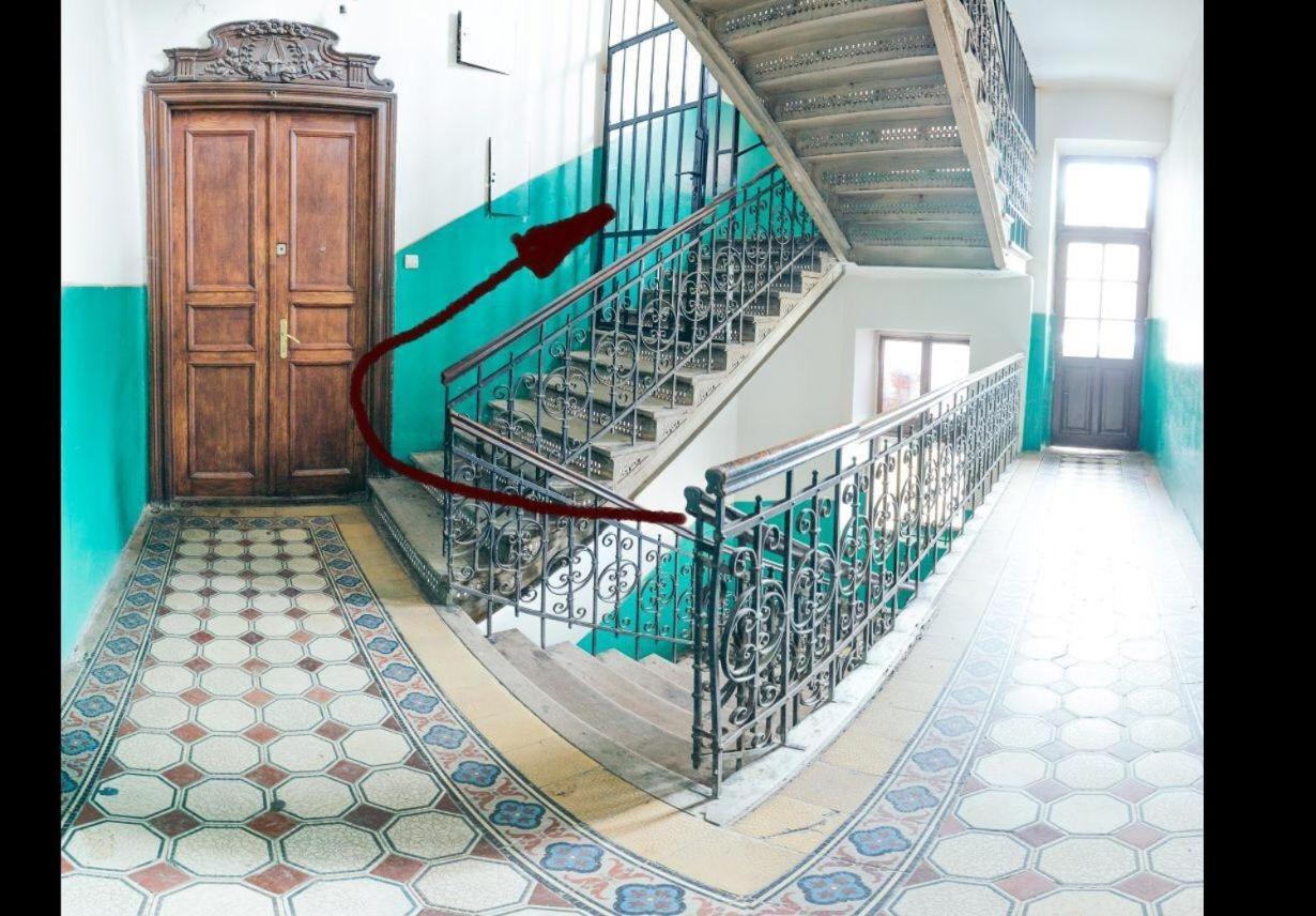 Vintage Apartment 2 Rooms With Balcony Львов Экстерьер фото